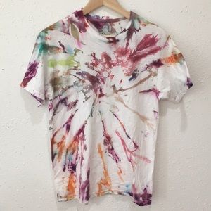 Hand dyed Tie Dye Tee Size Unisex Small 🌈